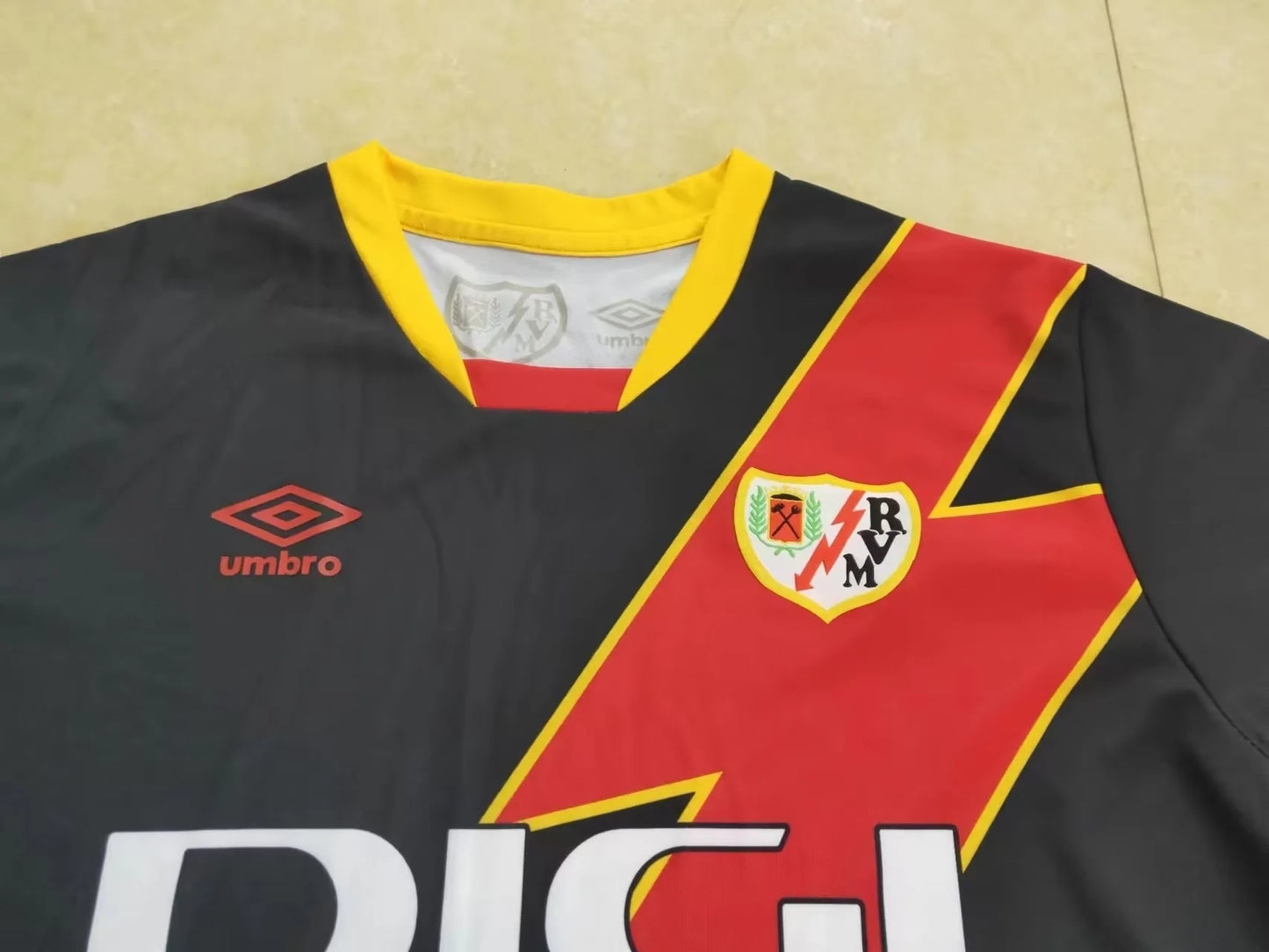 Rayo Vallecano 23-24 Visitante