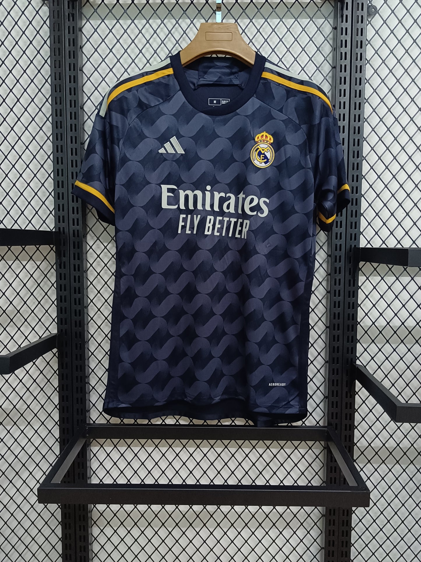 Real Madrid  23-24 Visitante