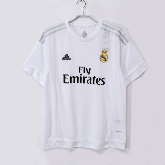 Real Madrid 15-16 Local