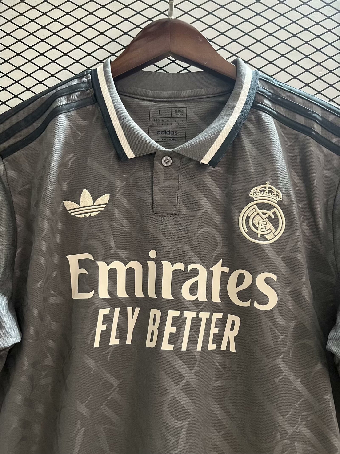 Real Madrid 24-25  Tercera Equipación