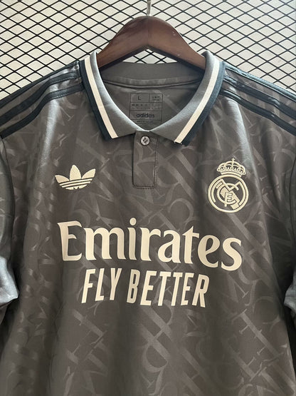 Real Madrid 24-25  Tercera Equipación