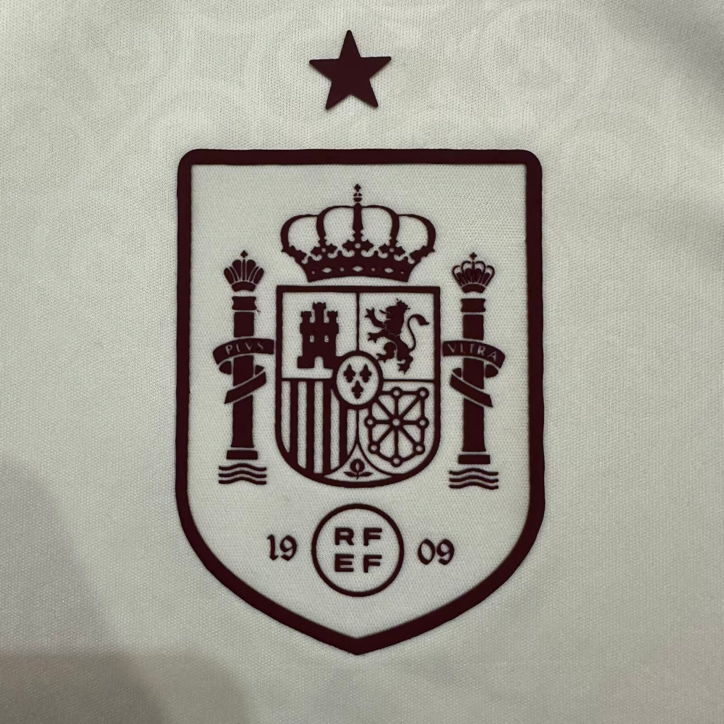 España segunda equipación 26-27