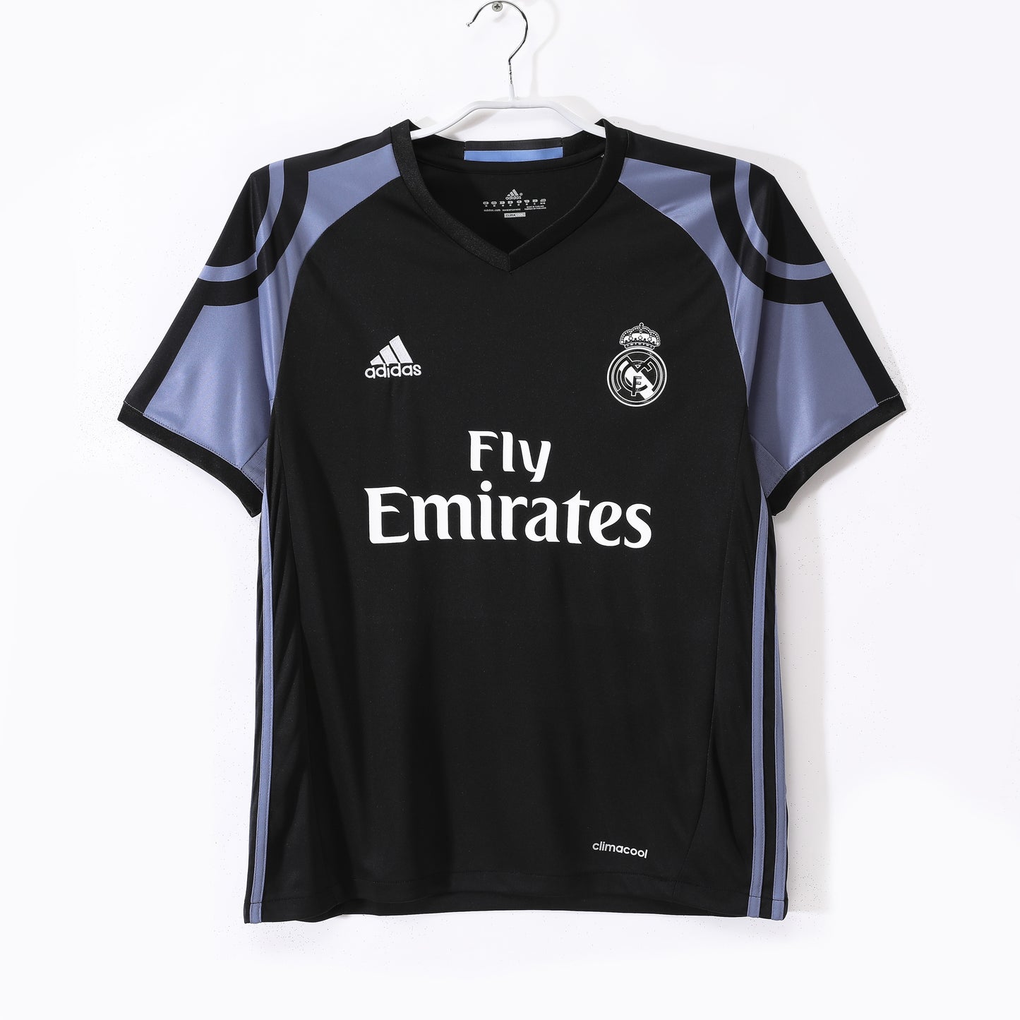 Real Madrid 16-17 Visitante