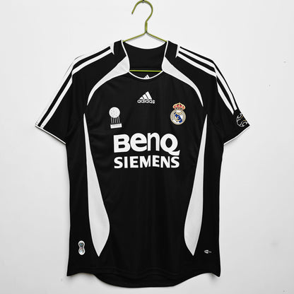Real Madrid  06-07 Retro