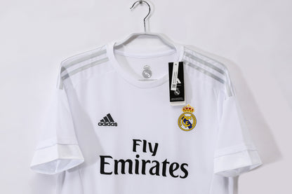Real Madrid 15-16 Local